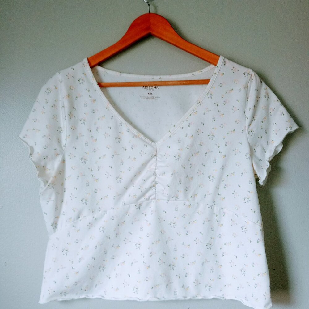 Arizona Jean CO V Neck Crop Top with Short Sleeves Plus